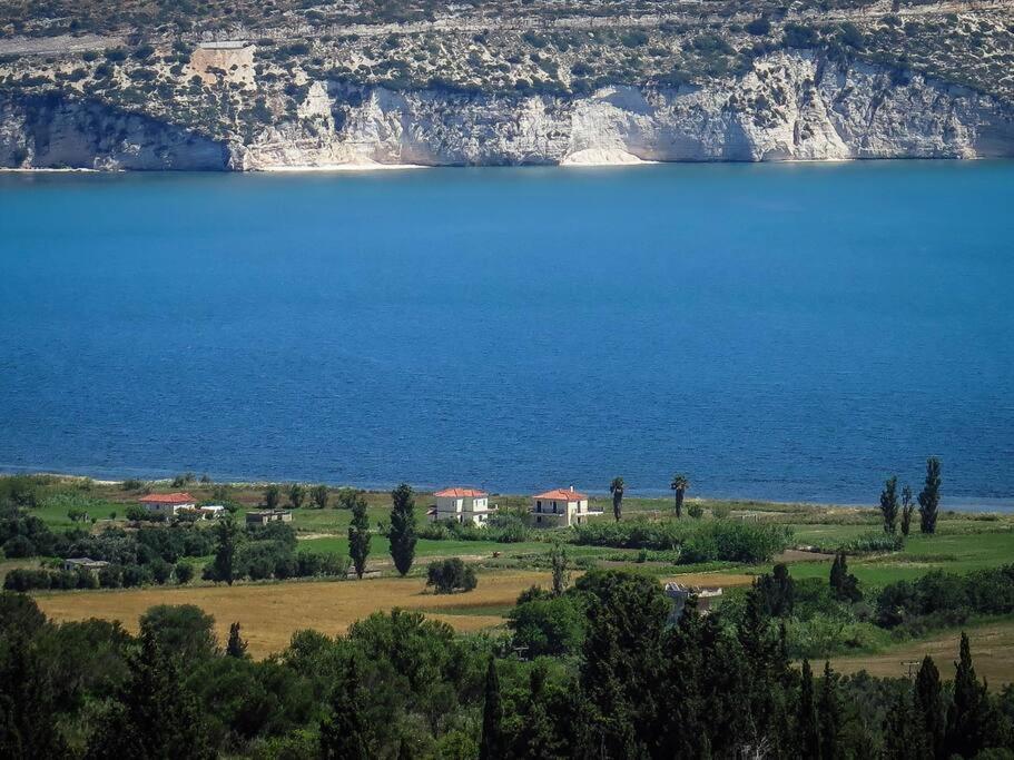 Villa Rania: Ευάερη Βίλα Με Θέα Τη Θάλασσα Lixouri Extérieur photo