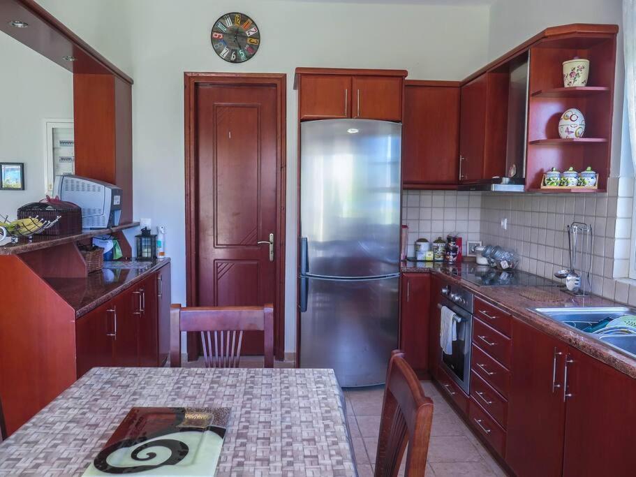 Villa Rania: Ευάερη Βίλα Με Θέα Τη Θάλασσα Lixouri Extérieur photo