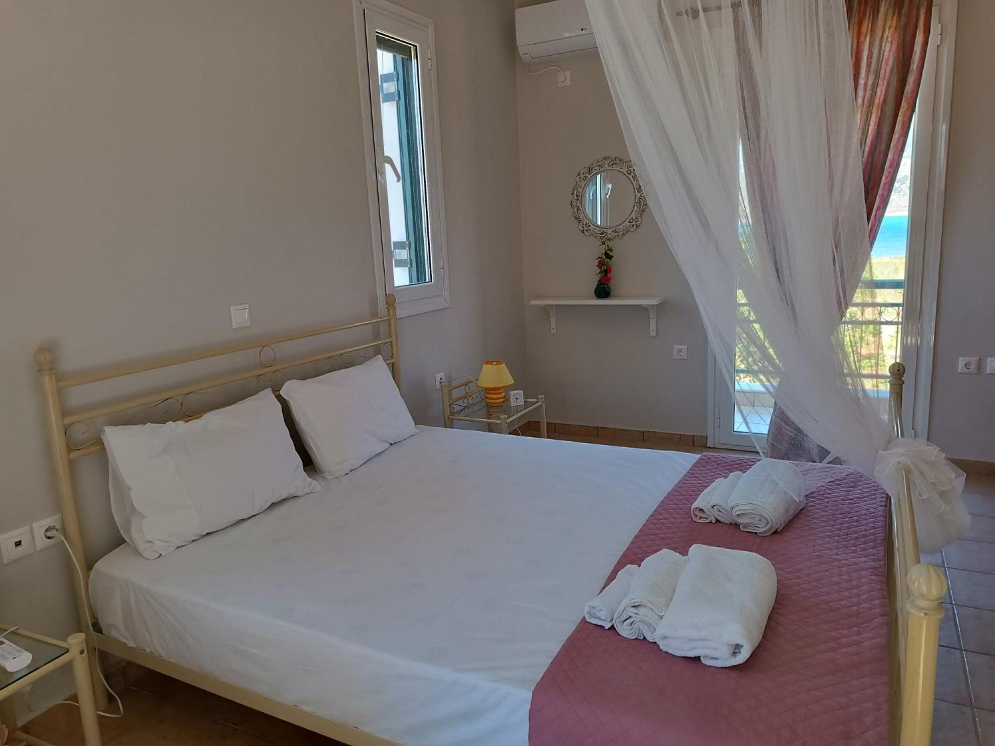 Villa Rania: Ευάερη Βίλα Με Θέα Τη Θάλασσα Lixouri Extérieur photo